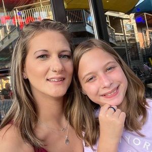 Meet your Posher, Christi